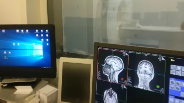 Magnetic resonance scanner