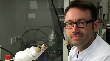 Prof. Dr. med. Paul Lingor, principal investigator of the clinical study funded by the EKFS