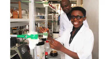Image: Laboratory manager and student