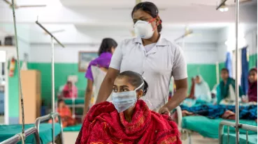 Nurse with TB-Patient in Bantra St. Thomas Home, the partner organization of German Doctors e.V.