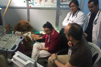 Im Dhulikel Hospital in Nepal: Ziel des Projekts ist ein nachhaltiges und unabhängiges Praxis- und Online-Ultraschalltraining