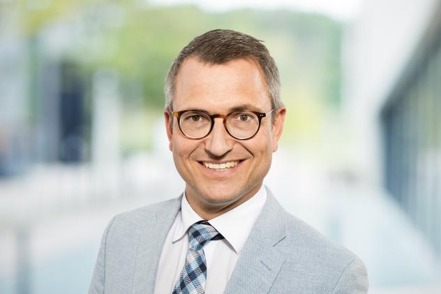 Portrait Prof. Dr. Lars Maier